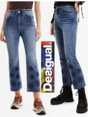 Desigual Cala Crop Flare Blue Jeans Floral Embroidery Size 32 Blue